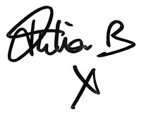 Julia-signature 200px