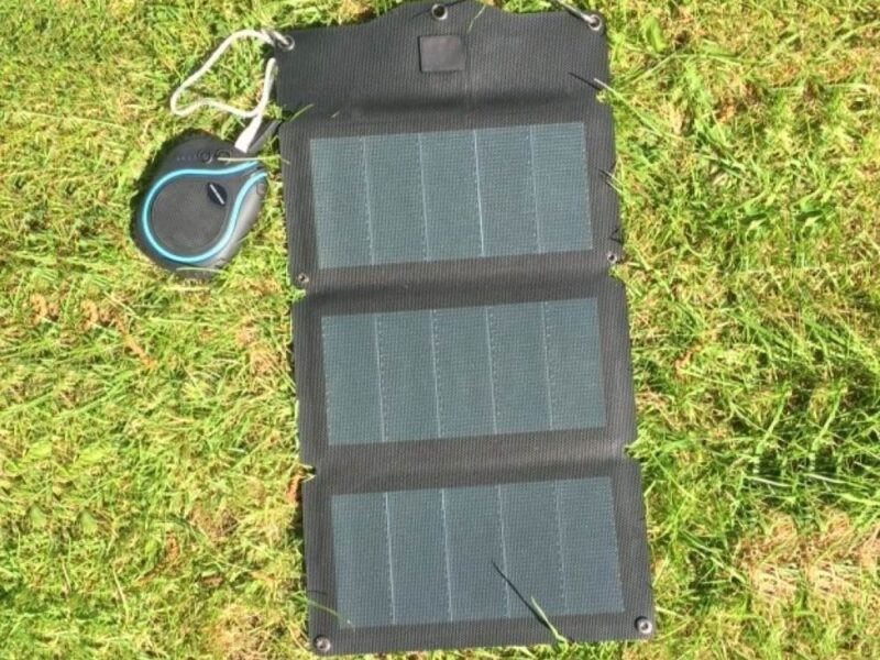 MSC Expedition 10W lightweight folding solar charger