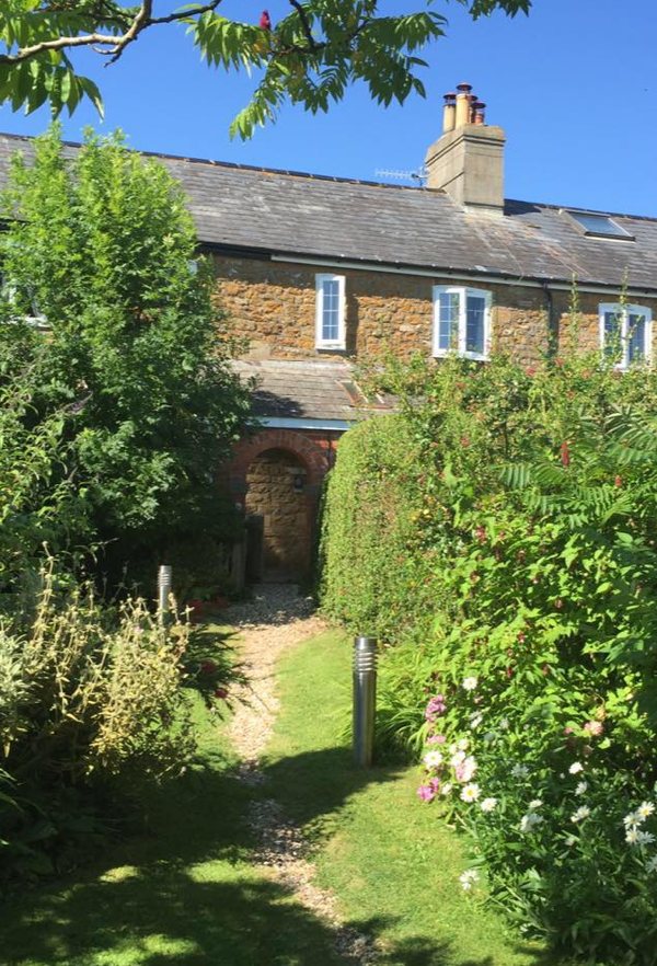 greenwich-cottage-garden-thumb