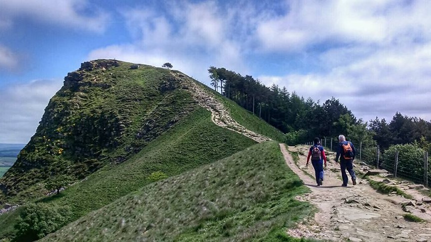 peak-walking-adventures-slide-4