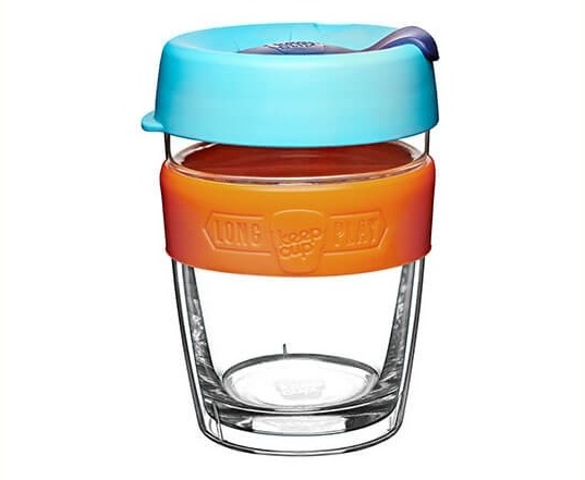 For those who are last to leave the party.

KeepCup Longplay adds a removable tritan booster to our glass cup to create a twin wall vessel. The booster increases durability, retains heat and protects touch.

For hot drinks Longplay will improve heat retention and insulate your hand from heat, and for ice drinks, keep them cold longer and prevent condensation.