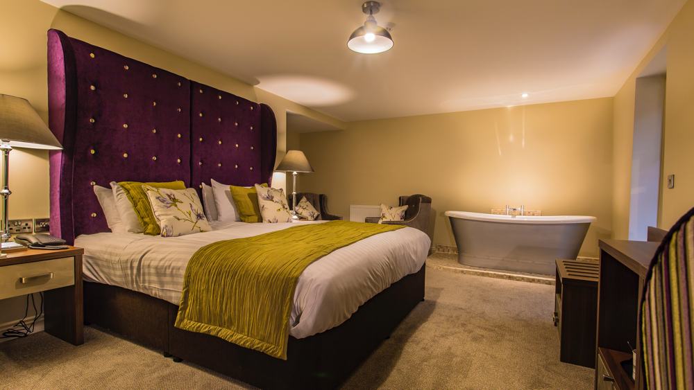 The-Feathers-Hotel-Helmsley-slide-4