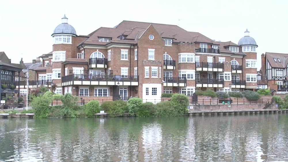 eton-walkway-slide-1