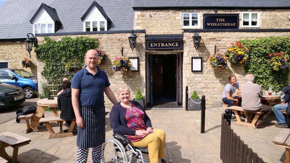 wheatsheaf-edith-weston-slide-6