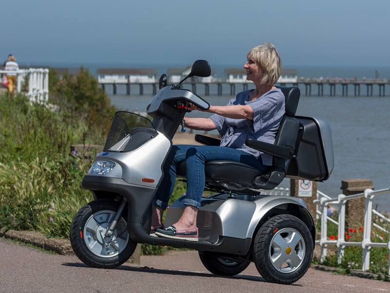 TGA Breeze S3 and S4