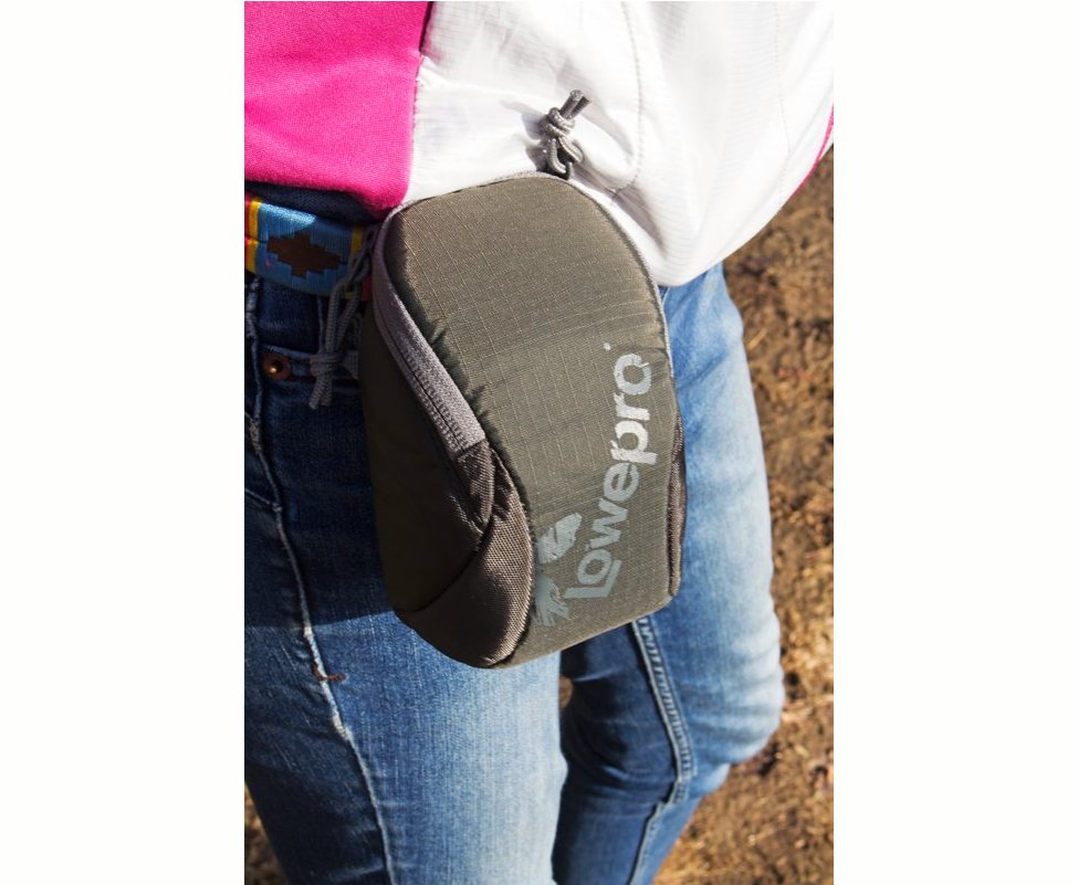 Lowepro Dashpoint 20 Slate Grey Camera Bag - Image 2