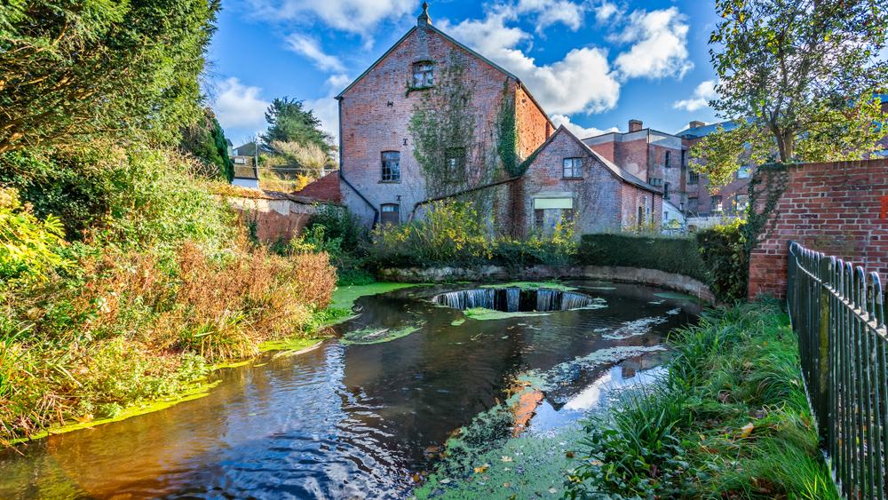 03-hbp-lower-knapp-Ottery-St-Mary-slide
