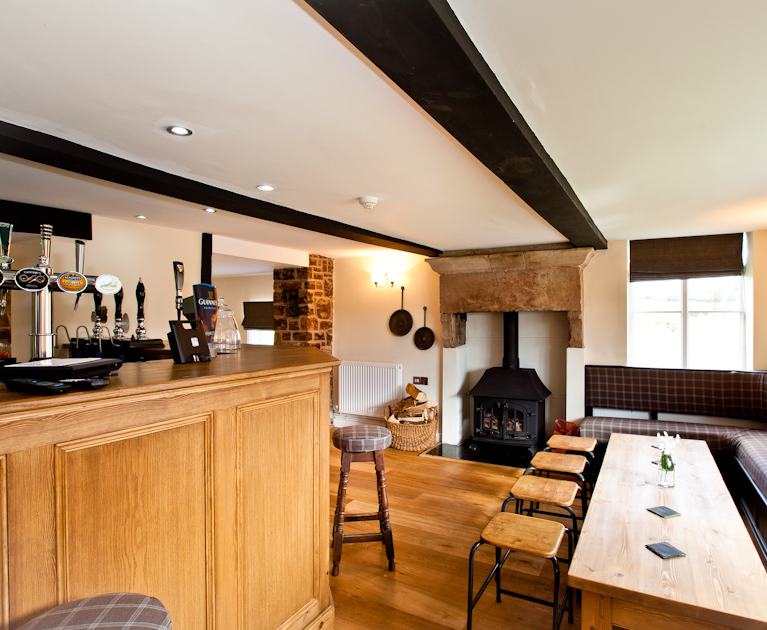 The Green man is a converted pub with traditional charm designed for large groups between 24 and 34. This exclusive self catering accommodation with the original bar area offers plenty of dining and socialising space.
Set in Staffordshire this is a fantastic location for Alton Towers and the Peak District National Park.