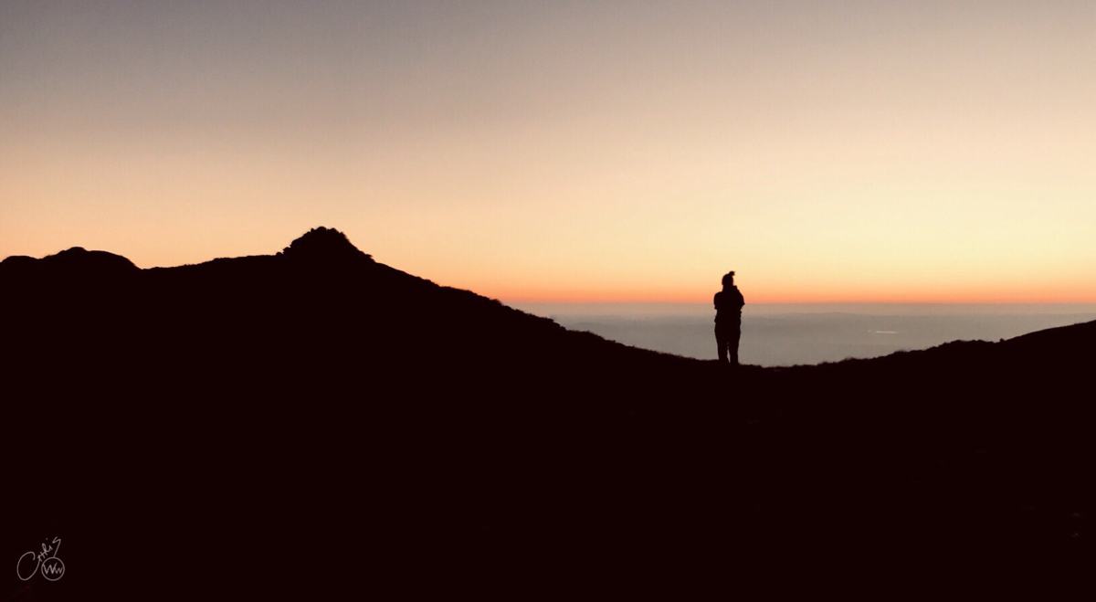 walking-in-scotland-Buchan-hill-sunset