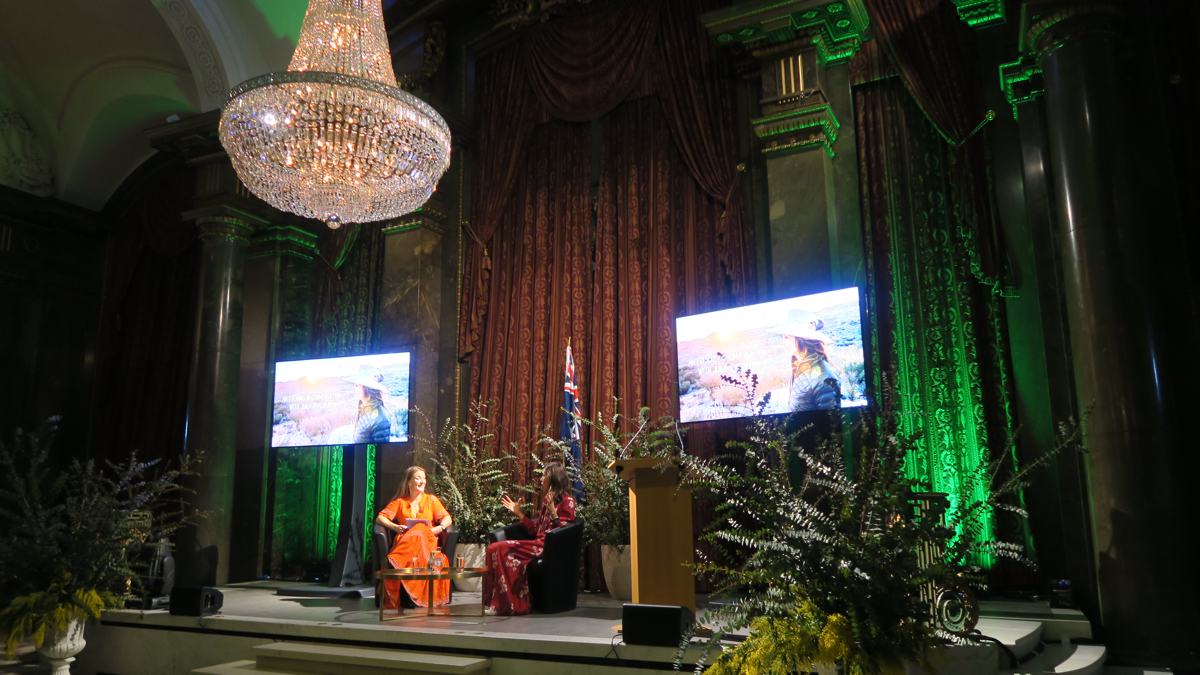 Australia with Julia Bradbury-slide-5