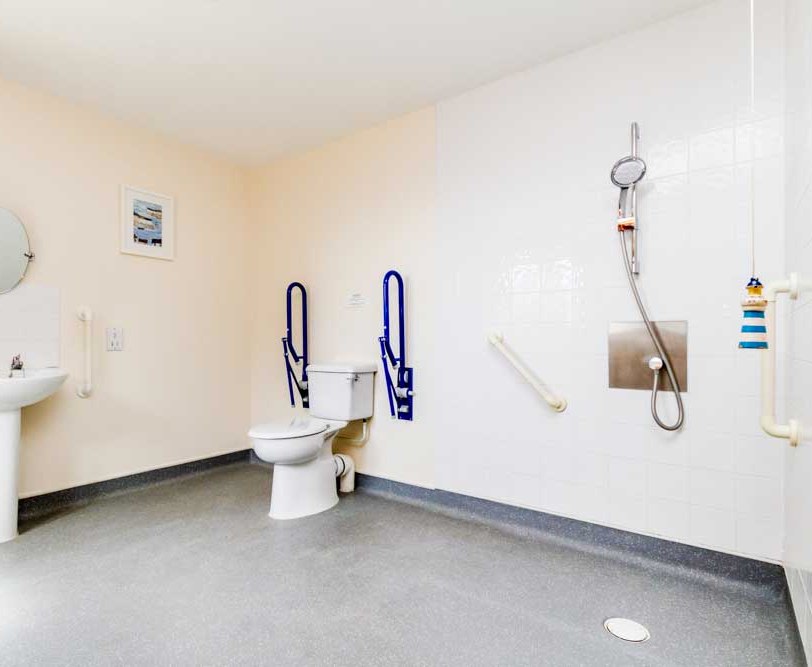 The Big Workshop - sleeps 6 - Image 4