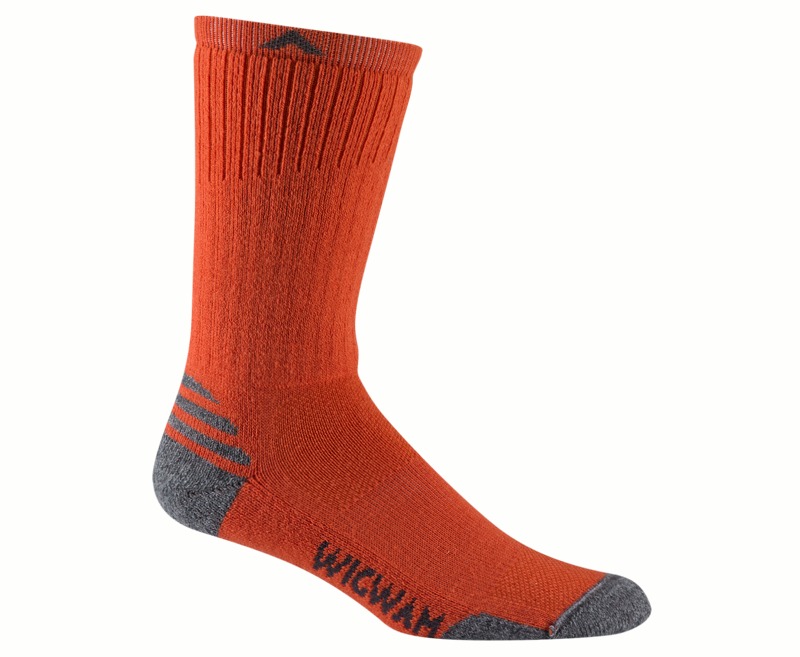 A lightweight merino wool sock offering softness, support and comfort in a range of colours. Perfect for walking and hiking all year round. 

Available in a male or female version, plus mid-crew and quarter lengths too.
