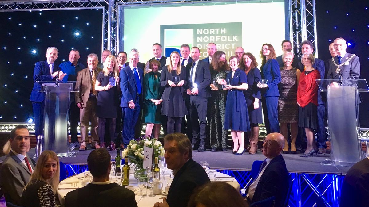 margins-award-slide-1