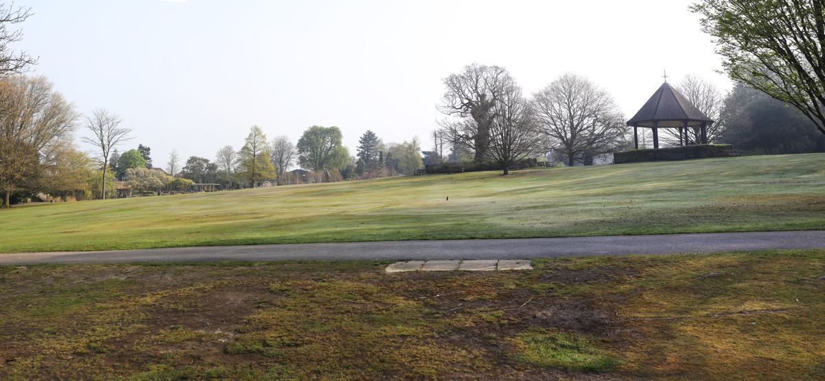 walker-walk-waterproof-Golders-Hill Golders Hill Park