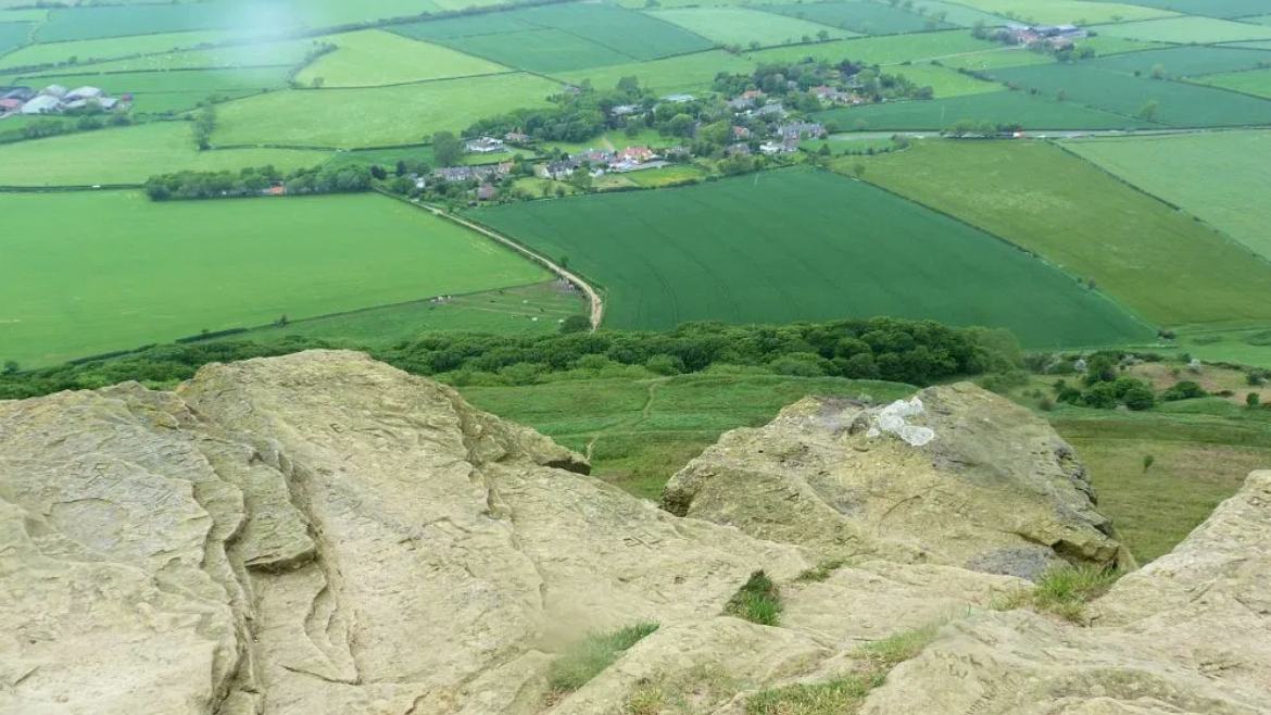 Roseberry Toppings-pic-1 Roseberry Toppings