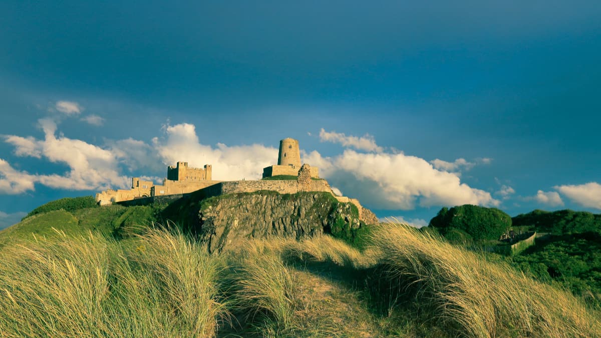 Seahouses to Bamburgh Castle