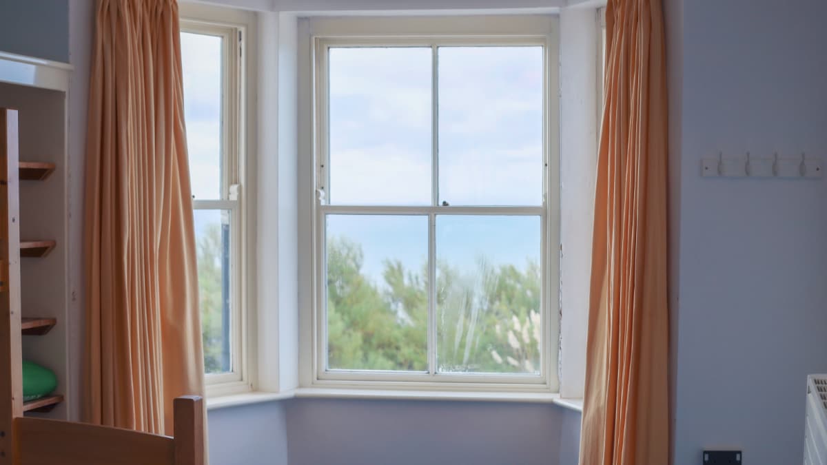 YHA Lizard Point Slide 4 YHA Lizard Point