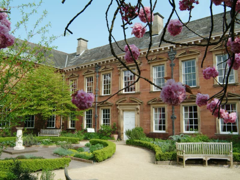 Tullie House Museum & Art Gallery