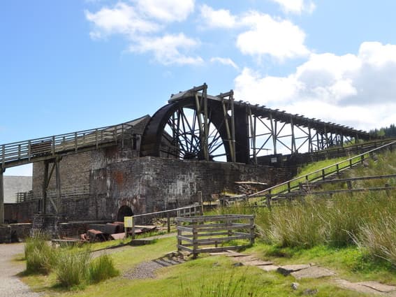 Pennine Way Roof of England Pic 3 Pennine Way
