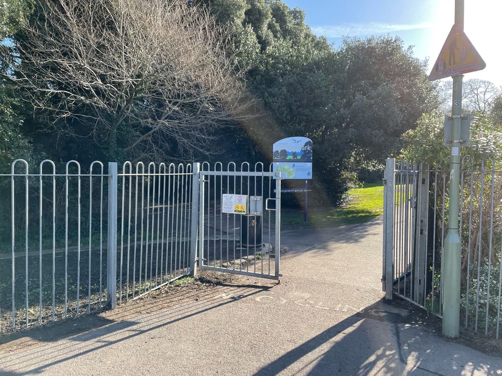 3 Stanley Park entrance-1000 Stanley Park