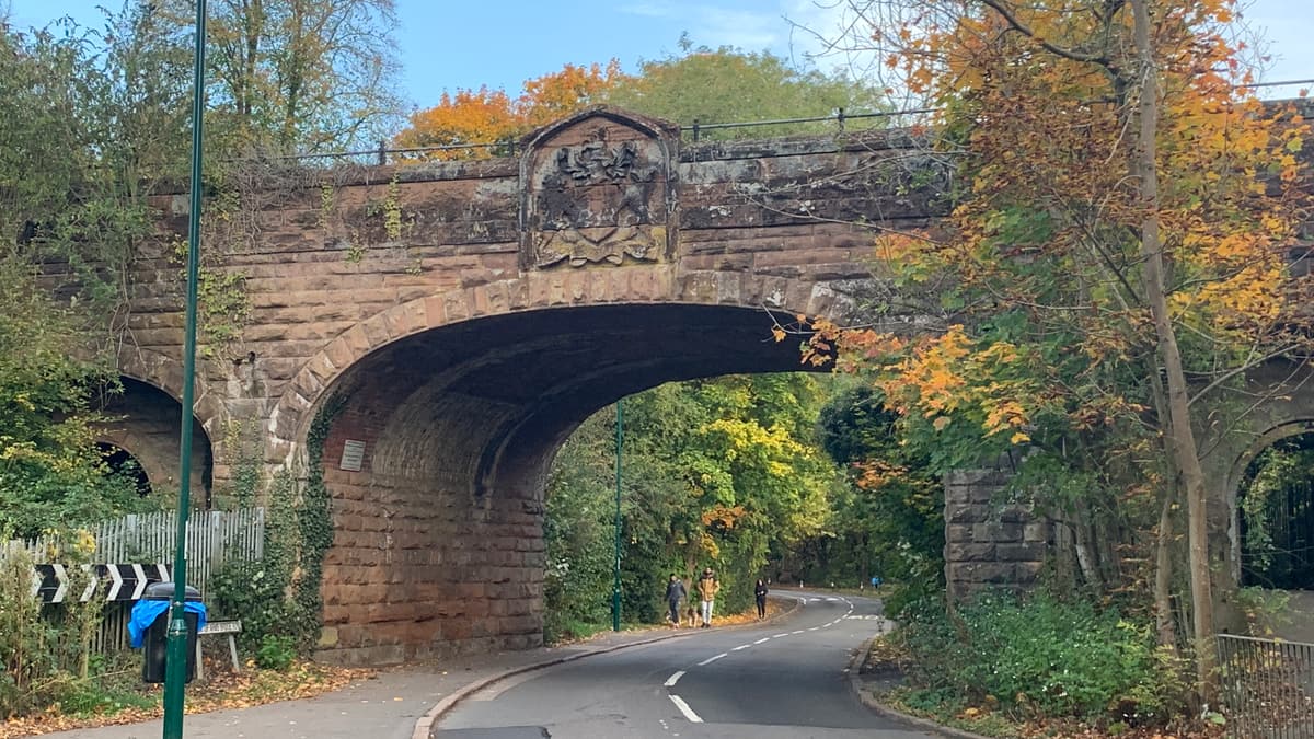 War Memorial Park Slide 5 War Memorial Park