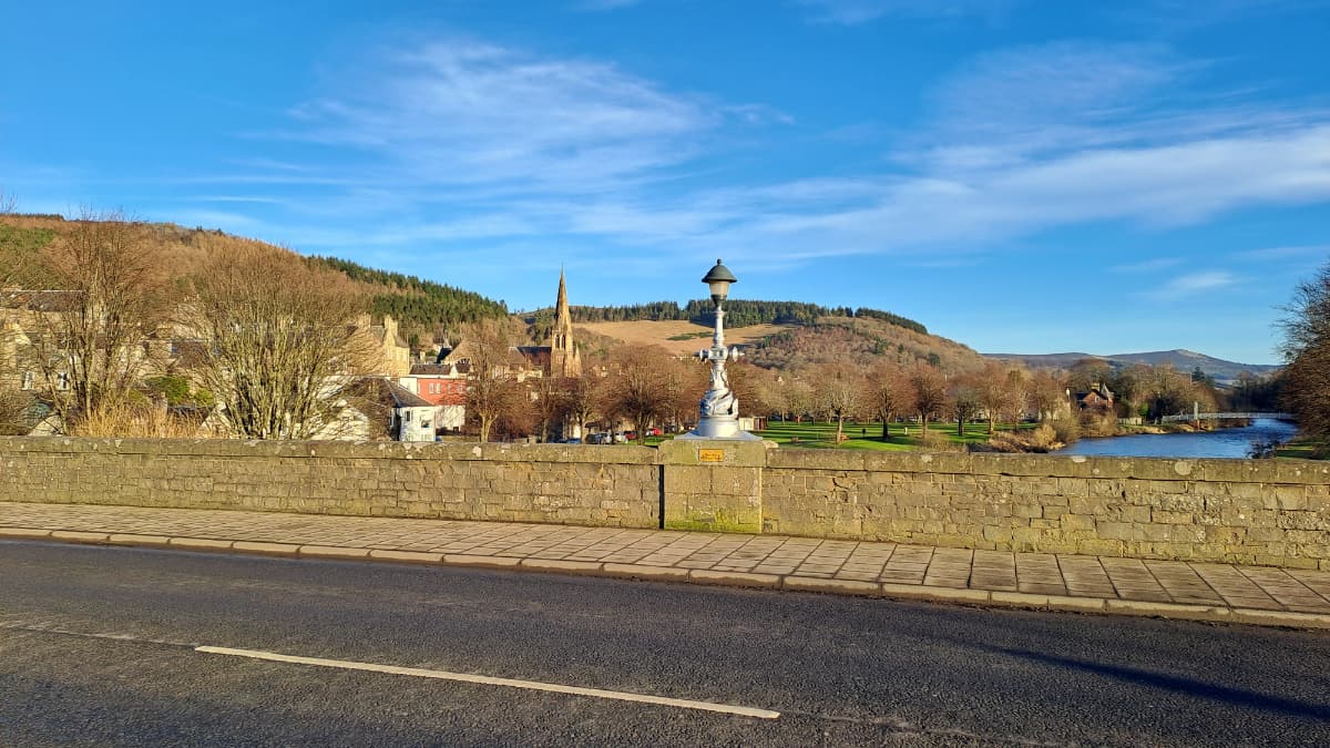 eebles - Circumference 1 Peebles - Circumference