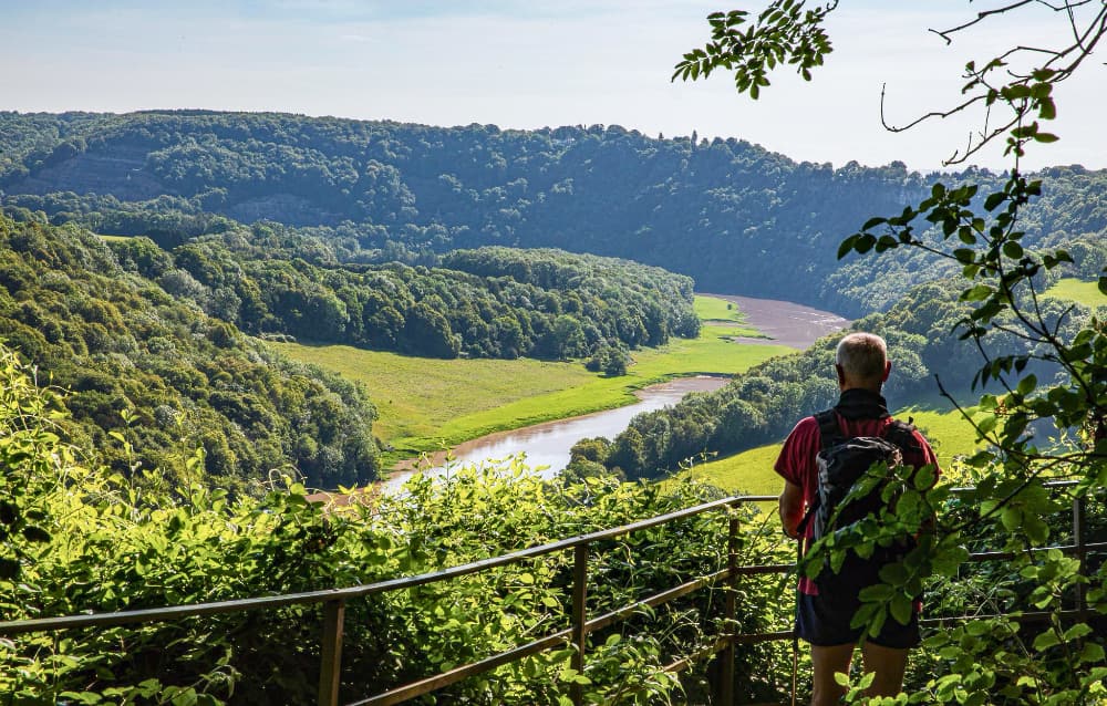 Riverside walks A Follow a River