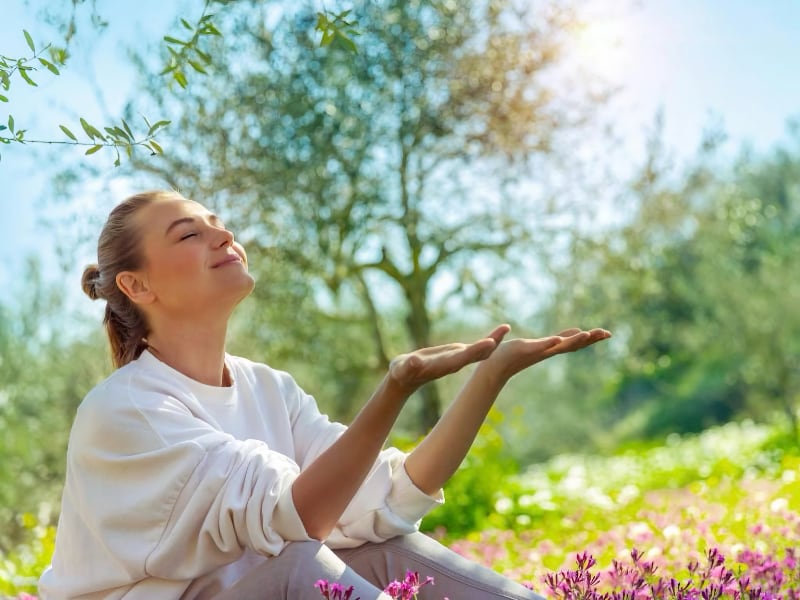 Small Steps to Thrive and Find a Healthier You